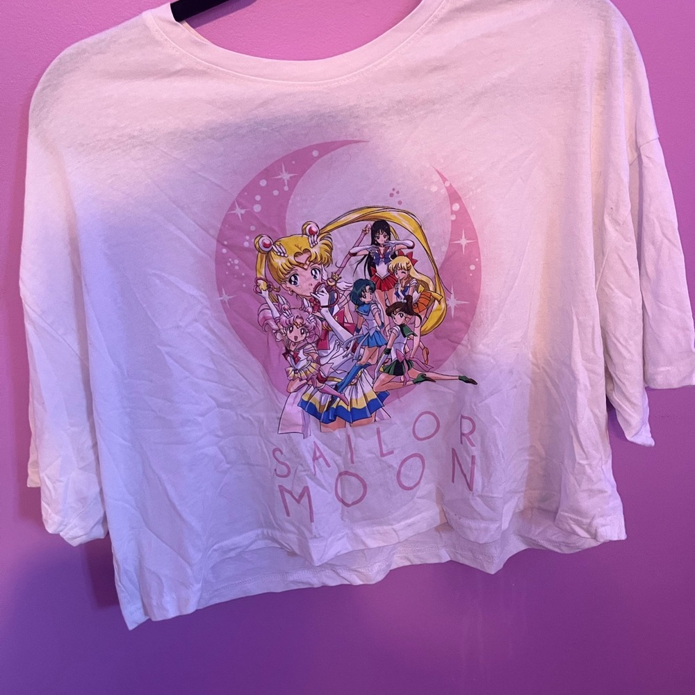 Sailor Moon Graphic T-Shirt cropped